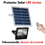 Proiector LED Jortan cu panou solar, telecomanda inclusa si senzor de lumina (300W, 500W)